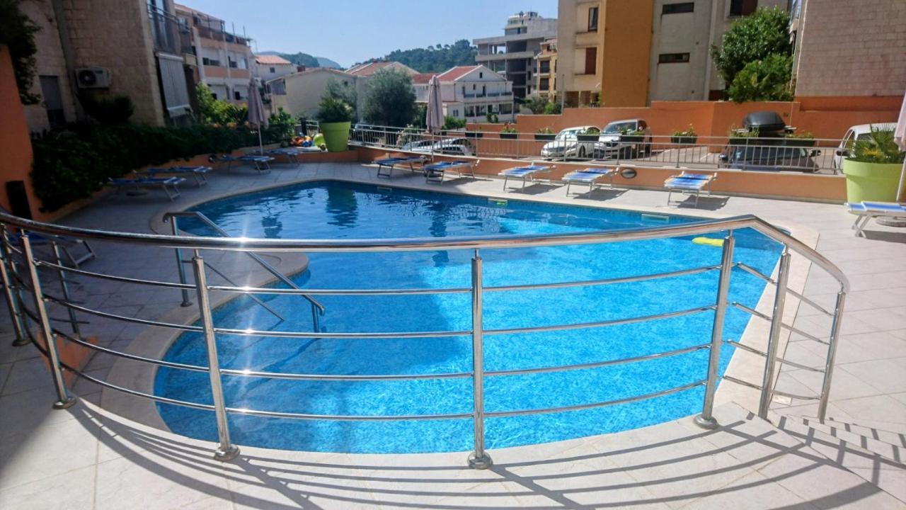 Апартаменты Petrovac Bay Monte Экстерьер фото